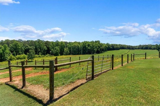 2219 Oak Grove Church Road, Carrollton, GA 30117