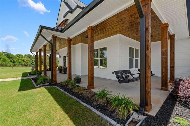 2219 Oak Grove Church Road, Carrollton, GA 30117