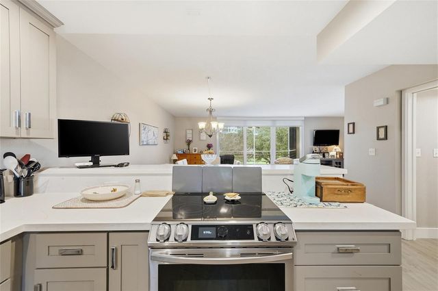 800 Cypress Grove Drive 308, Pompano Beach, FL 33069