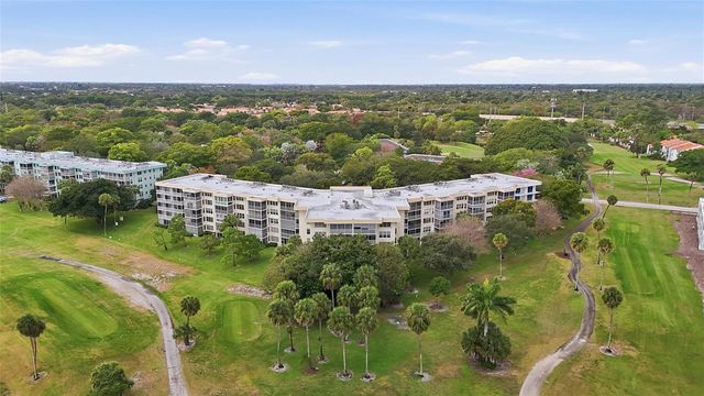 800 Cypress Grove Drive 308, Pompano Beach, FL 33069