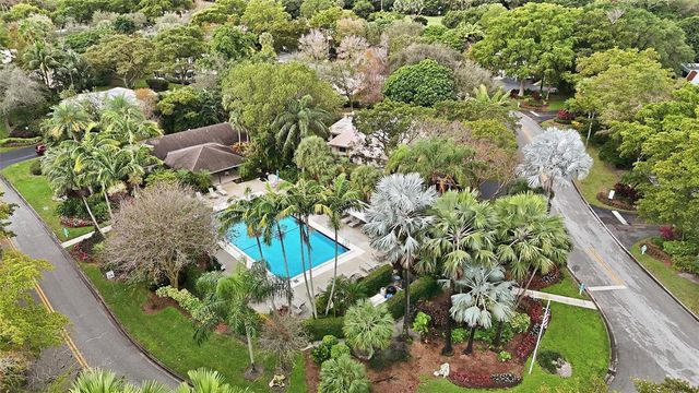 800 Cypress Grove Drive 308, Pompano Beach, FL 33069