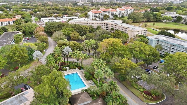 800 Cypress Grove Drive 308, Pompano Beach, FL 33069
