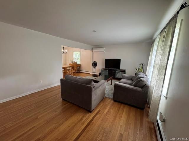 20 Meadow Avenue, Washingtonville, NY 10992
