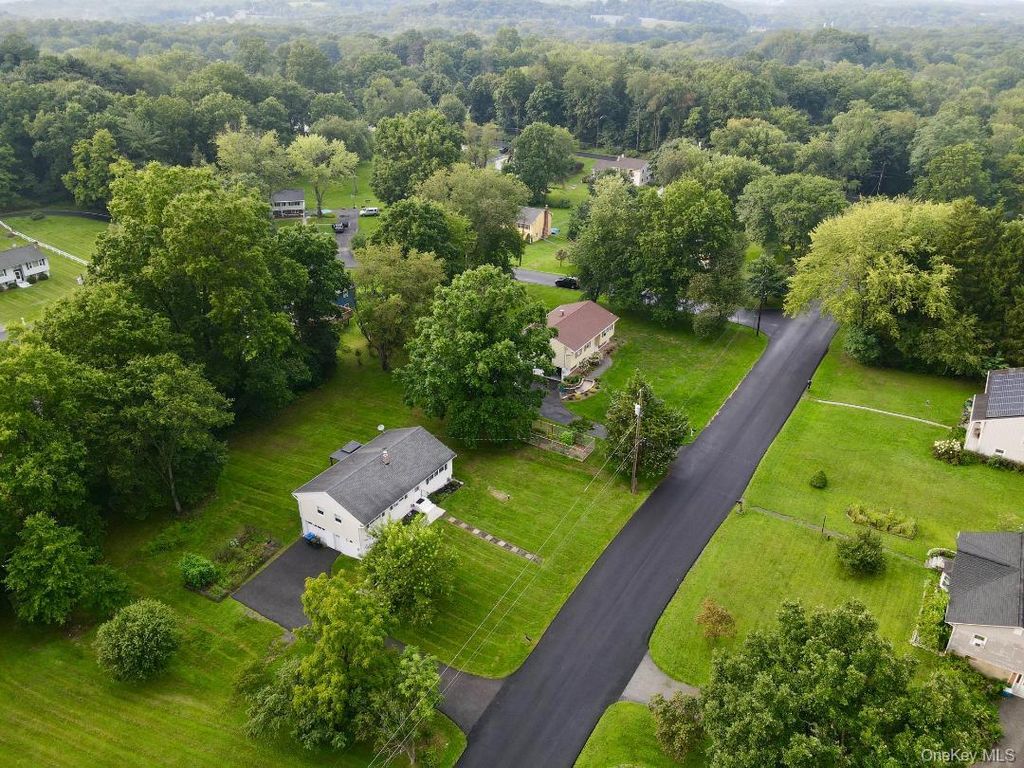 20 Meadow Avenue, Washingtonville, NY 10992 — exterior