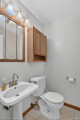 2313 Abbey Court, Canton, MI 48188