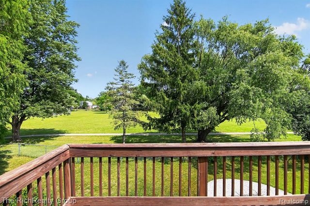 2313 Abbey Court, Canton, MI 48188