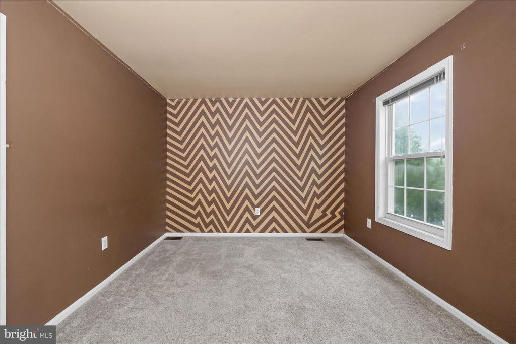 101 SHREWSBURY DR, Wilmington, DE 19810