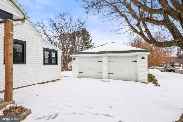 255 W MAIN STREET, Fayetteville, PA 17222