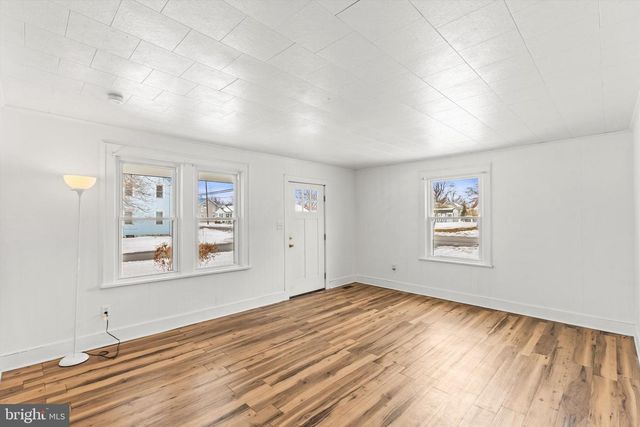 255 W MAIN STREET, Fayetteville, PA 17222