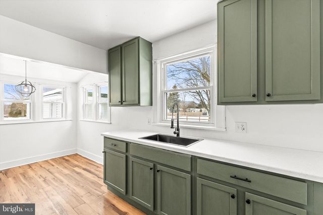 255 W MAIN STREET, Fayetteville, PA 17222