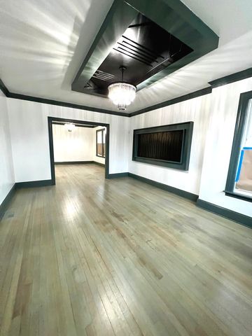 1444 W 72nd Place, Chicago, IL 60636