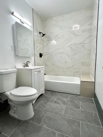 1444 W 72nd Place, Chicago, IL 60636