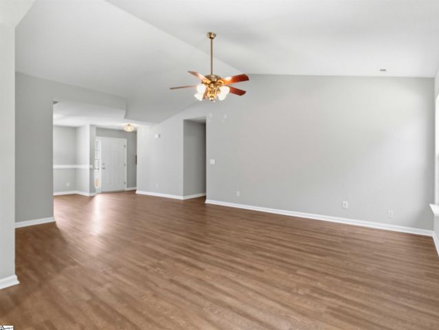28 Brookhaven Way, Simpsonville, SC 29681