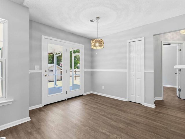 28 Brookhaven Way, Simpsonville, SC 29681