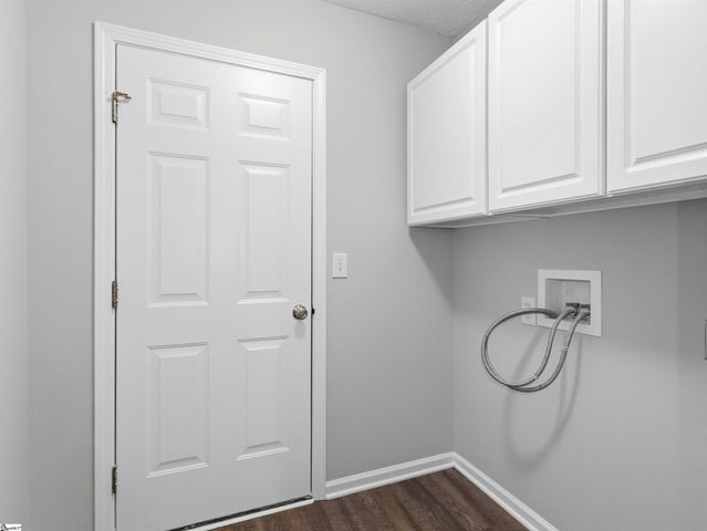 28 Brookhaven Way, Simpsonville, SC 29681