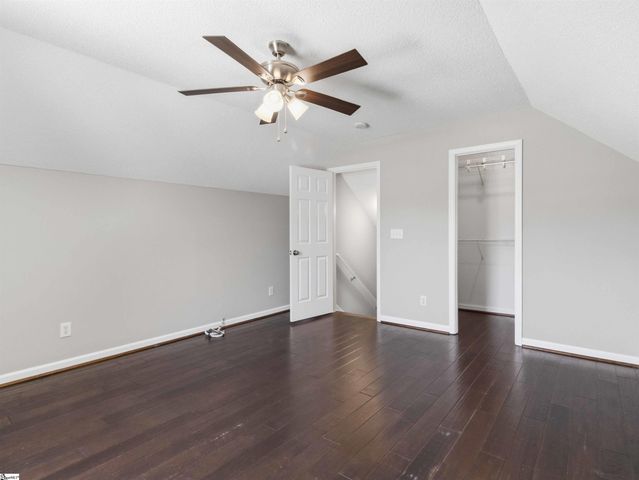 28 Brookhaven Way, Simpsonville, SC 29681