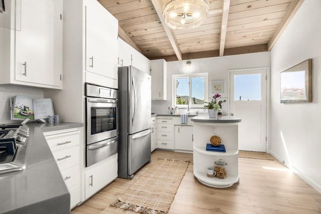 107 Las Ondas Court, Santa Cruz, CA 95060