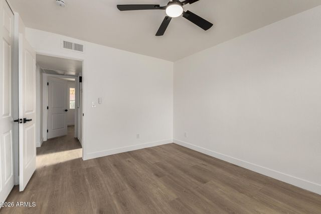 8761 W MEADOW Drive, Peoria, AZ 85382