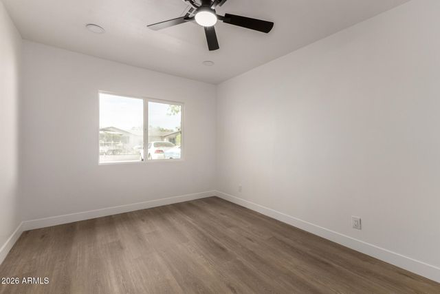 8761 W MEADOW Drive, Peoria, AZ 85382