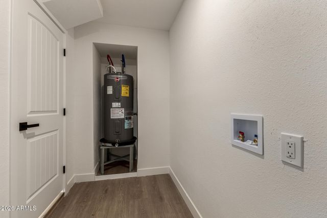 8761 W MEADOW Drive, Peoria, AZ 85382