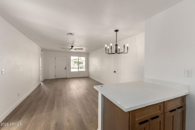 8761 W MEADOW Drive, Peoria, AZ 85382