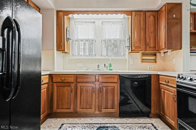 231 E Milton Street, Alliance, OH 44601