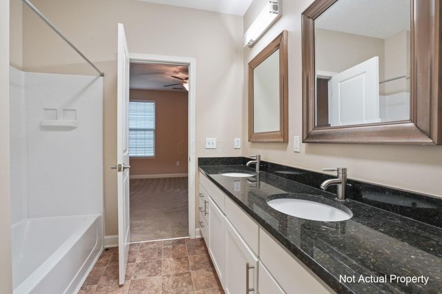 5167 Monterey Pine Lane, Dublin, OH 43016