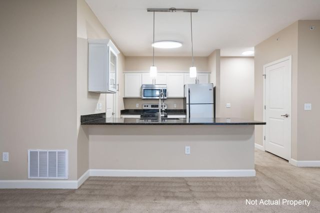 5167 Monterey Pine Lane, Dublin, OH 43016