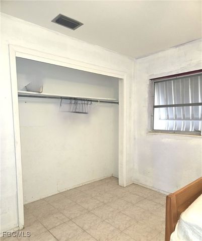 190 Jefferson ST, Fort Myers Beach, FL 33931