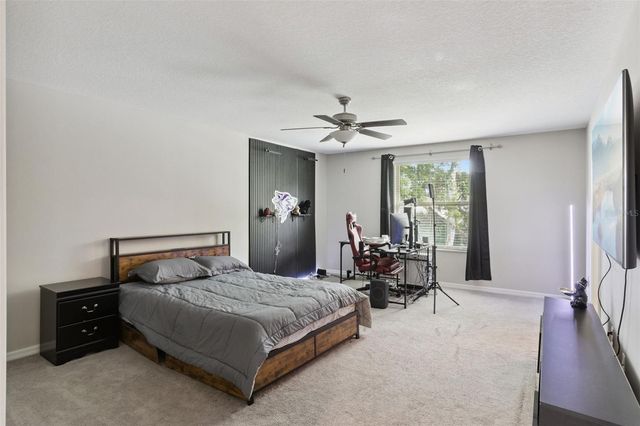 4918 WILD SENNA BOULEVARD, Tampa, FL 33619
