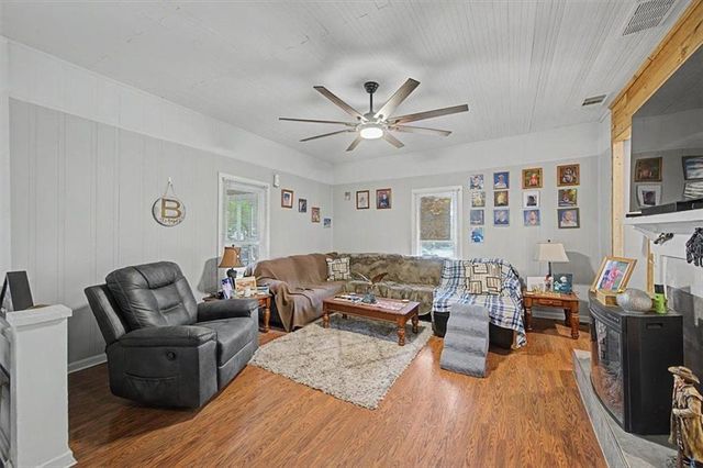 483 Coal Road NW, Resaca, GA 30735