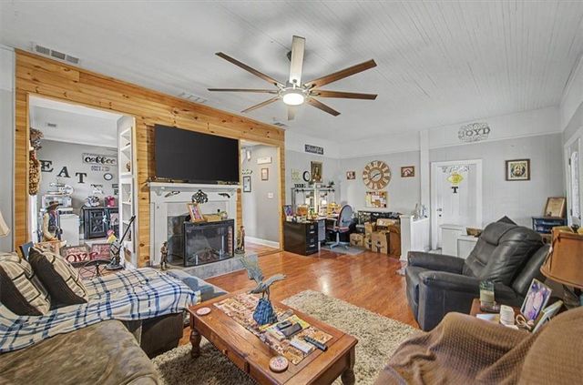 483 Coal Road NW, Resaca, GA 30735