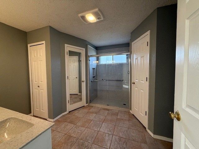 802 N 37th Street, Rogers, AR 72756