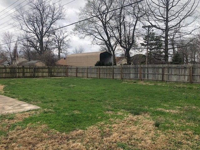 802 N 37th Street, Rogers, AR 72756