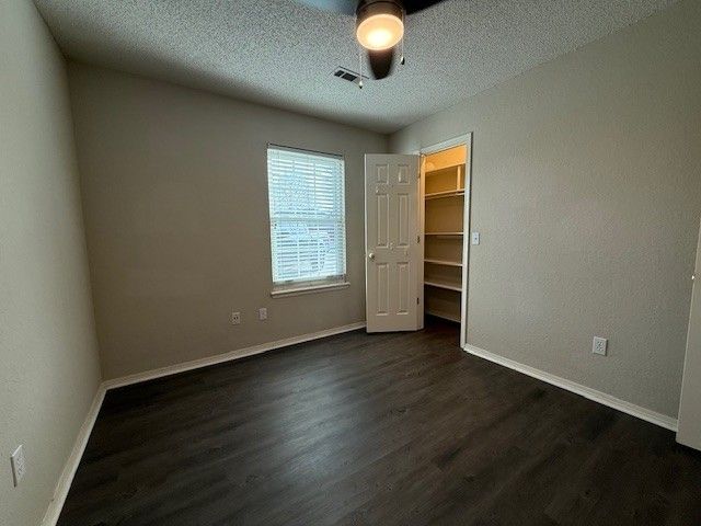 802 N 37th Street, Rogers, AR 72756