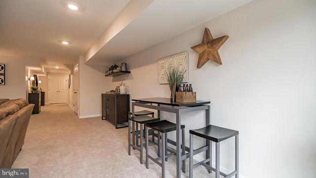 1107 MEADOWLARK DRIVE, Fogelsville, PA 18051