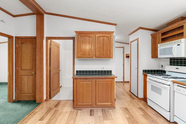 173 Sunset Circle, Wisconsin Dells, WI 53965