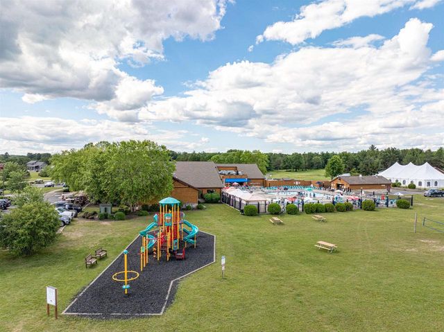 173 Sunset Circle, Wisconsin Dells, WI 53965