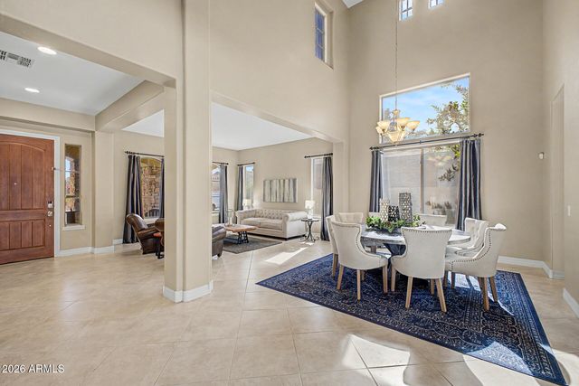 1242 E CANARY Drive, Gilbert, AZ 85297