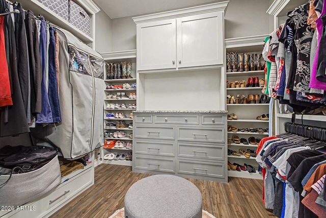 1242 E CANARY Drive, Gilbert, AZ 85297