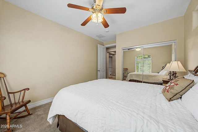 1242 E CANARY Drive, Gilbert, AZ 85297