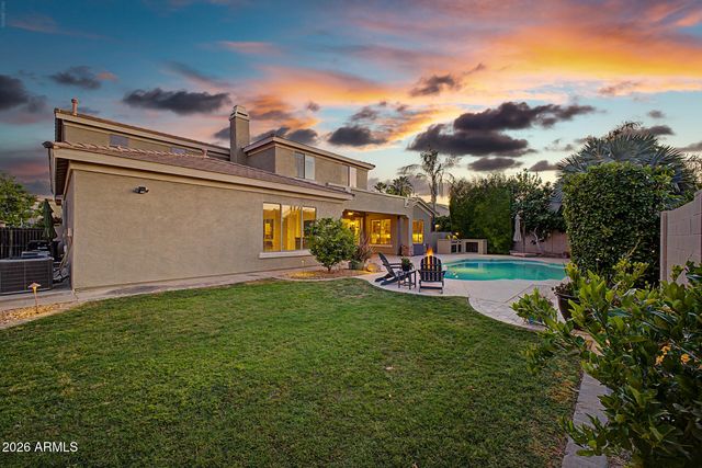 1242 E CANARY Drive, Gilbert, AZ 85297