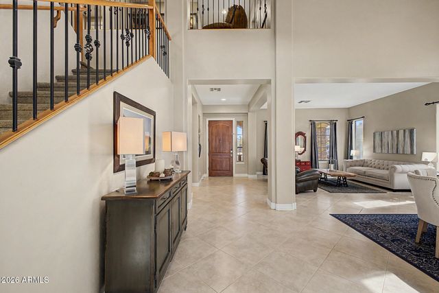 1242 E CANARY Drive, Gilbert, AZ 85297