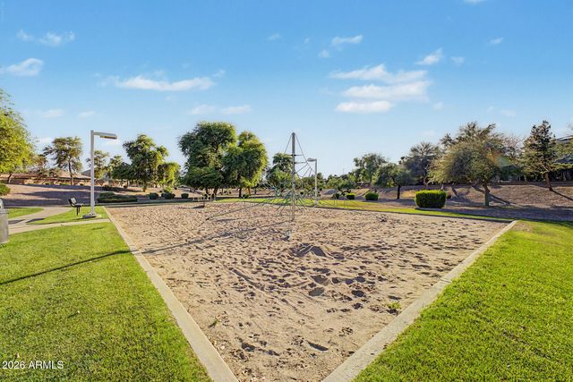 1242 E CANARY Drive, Gilbert, AZ 85297