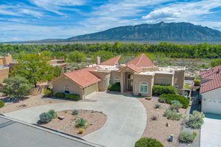 2396 Manzano Loop NE, Rio Rancho, NM 87144