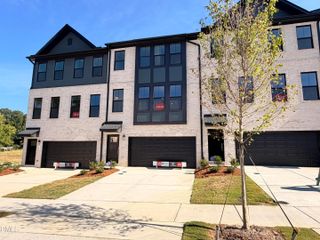 146 Midtown Rows Way, Fuquay Varina, NC 27526