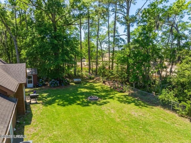 54 Brickyard Point Road, Beaufort, SC 29907
