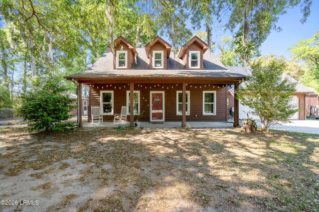 54 Brickyard Point Road, Beaufort, SC 29907