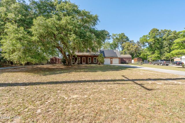 54 Brickyard Point Road, Beaufort, SC 29907