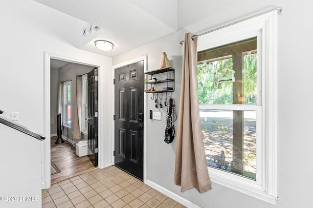 54 Brickyard Point Road, Beaufort, SC 29907